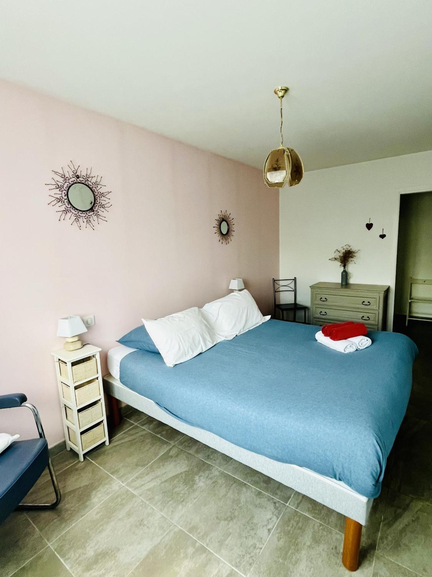 Bed and Breakfast Mas Saint-Ange Lunel  Zewnętrze zdjęcie